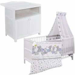 Best Pirce ✔️ Jonka Kinderzimmer Sparset Mona mit Bett, Wickelkommode, Bettwäsche, Himmel,Nestchen, Matratze 70x140 cm - Kuschelbären - Weiß - Collection 2022 🛒