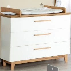 Outlet 🛒 Roba Kinderzimmer Carina mit 3-türigem Schrank, Bett, breiter Wickelkommode - Weiß 😉 9 Outlet 🛒 Roba Kinderzimmer Carina mit 3-türigem Schrank, Bett, breiter Wickelkommode - Weiß 😉 -Live & Sleep Sales roba kinderzimmer carina mit 3 turigem schrank bett breiter wickelkommode weiss 1012828 d3