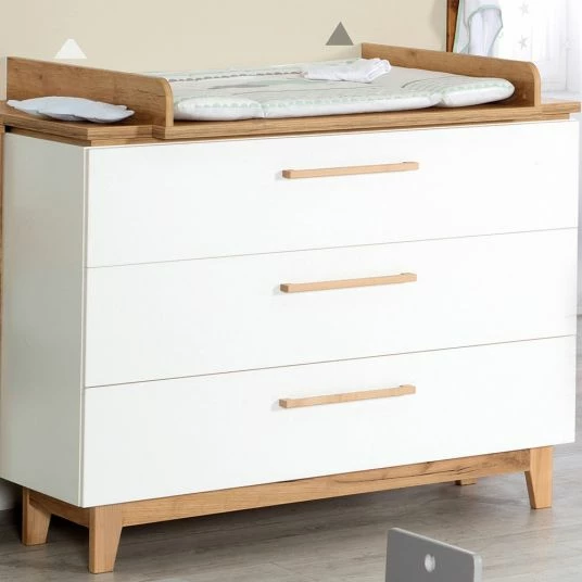 Outlet 🛒 Roba Kinderzimmer Carina mit 3-türigem Schrank, Bett, breiter Wickelkommode - Weiß 😉 4 Outlet 🛒 Roba Kinderzimmer Carina mit 3-türigem Schrank, Bett, breiter Wickelkommode - Weiß 😉 - Image 4